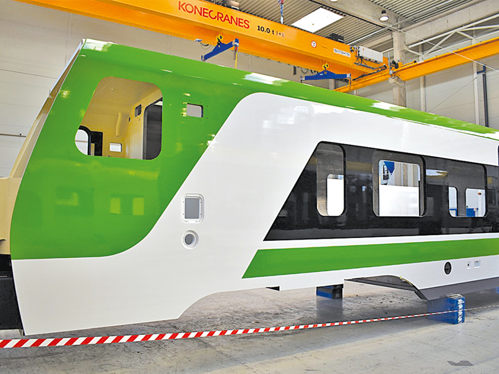 Stadler – pudła dla KM i trzeci człon dla ŁKA