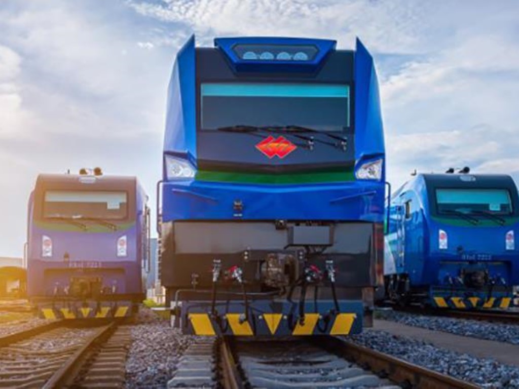 CRRC Zhuzhou zaprezentował lokomotywę elektryczną Shen 24 o mocy 28,8 MW