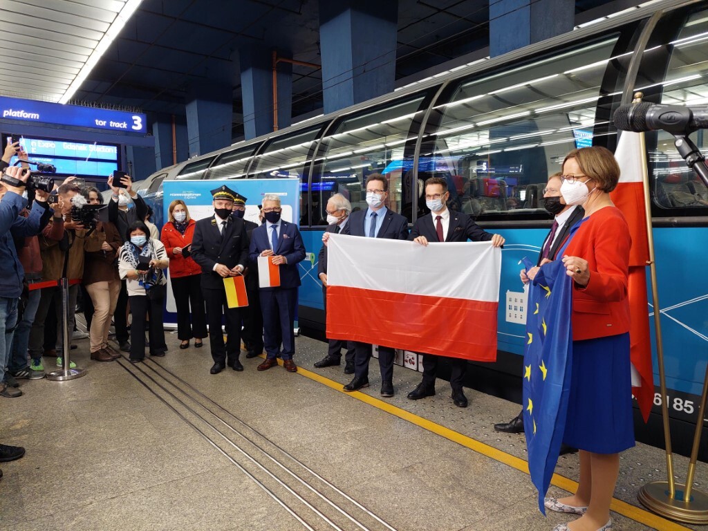 Connecting Europe Express dojechał do Warszawy!