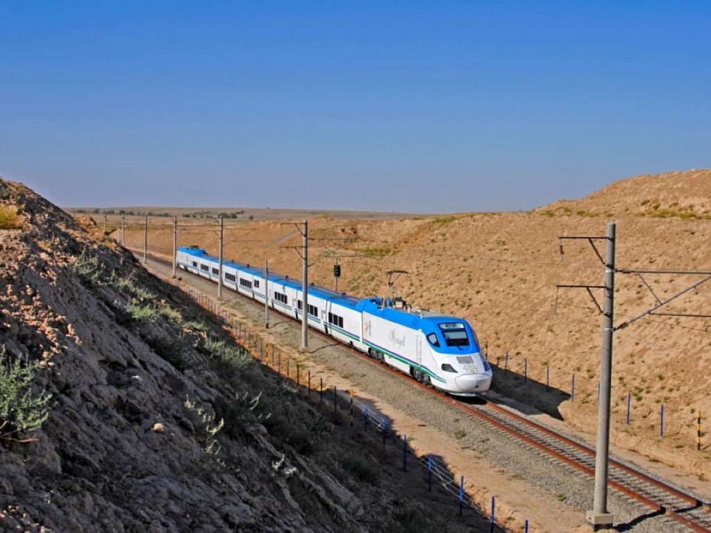 Uzbekistan rozpoczął budowę nowej linii kolejowej (https://railway.uz)