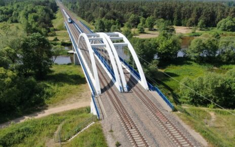 Most kolejowy nad Pilicą, Centralna Magistrala Kolejowa (Fot. A. Lewandowski / PKP PLK)