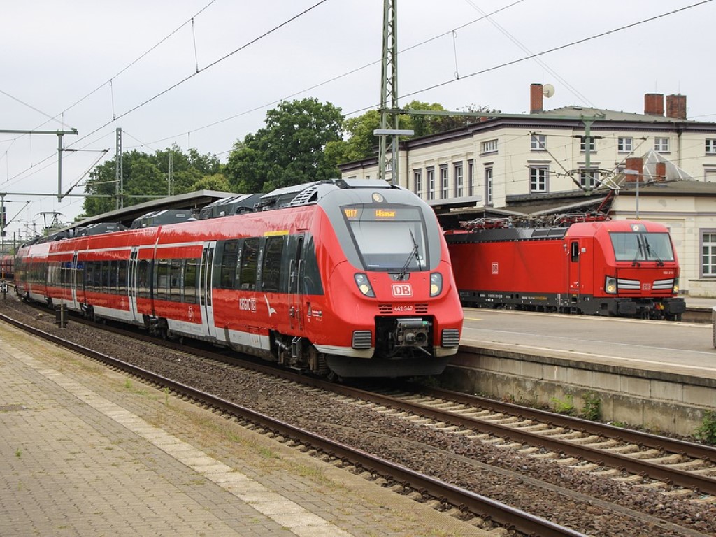 Wymienione prace elektryfikacyjne zaplanowane przez Deutsche Bahn pozwolą z czasem na zastąpienie pociągów Diesla pojazdami kolejowymi o zasilaniu bateryjno-elektrycznym.