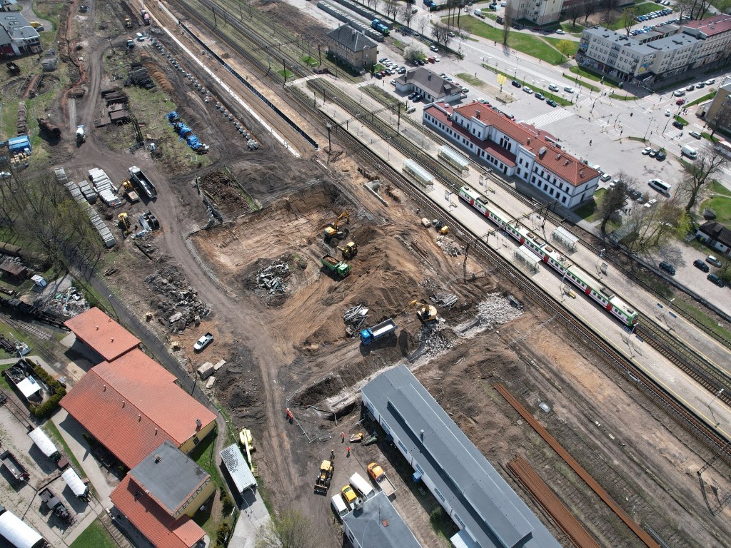 Stacja Ełk, prace rozbiórkowe (fot. Łukasz Bryłowski / PKP PLK)