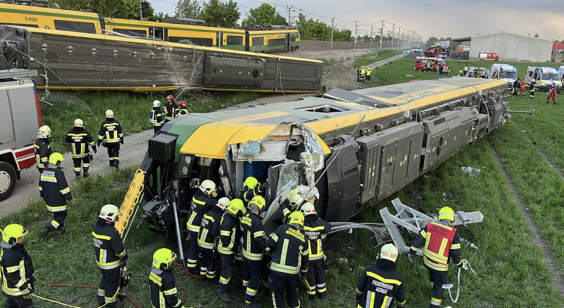 Komisja zbada przyczyny katastrofy kolejowej pod Wiedniem