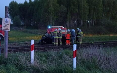 Wypadek na torach kolejowych w woj. warmińsko-mazurskim. (fot. Policja Olsztyn)