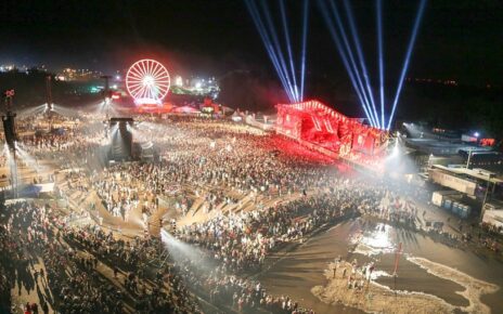 Co roku festiwal przyciąga tłumy (fot. Ralf Lotys / Wikimedia Commons)