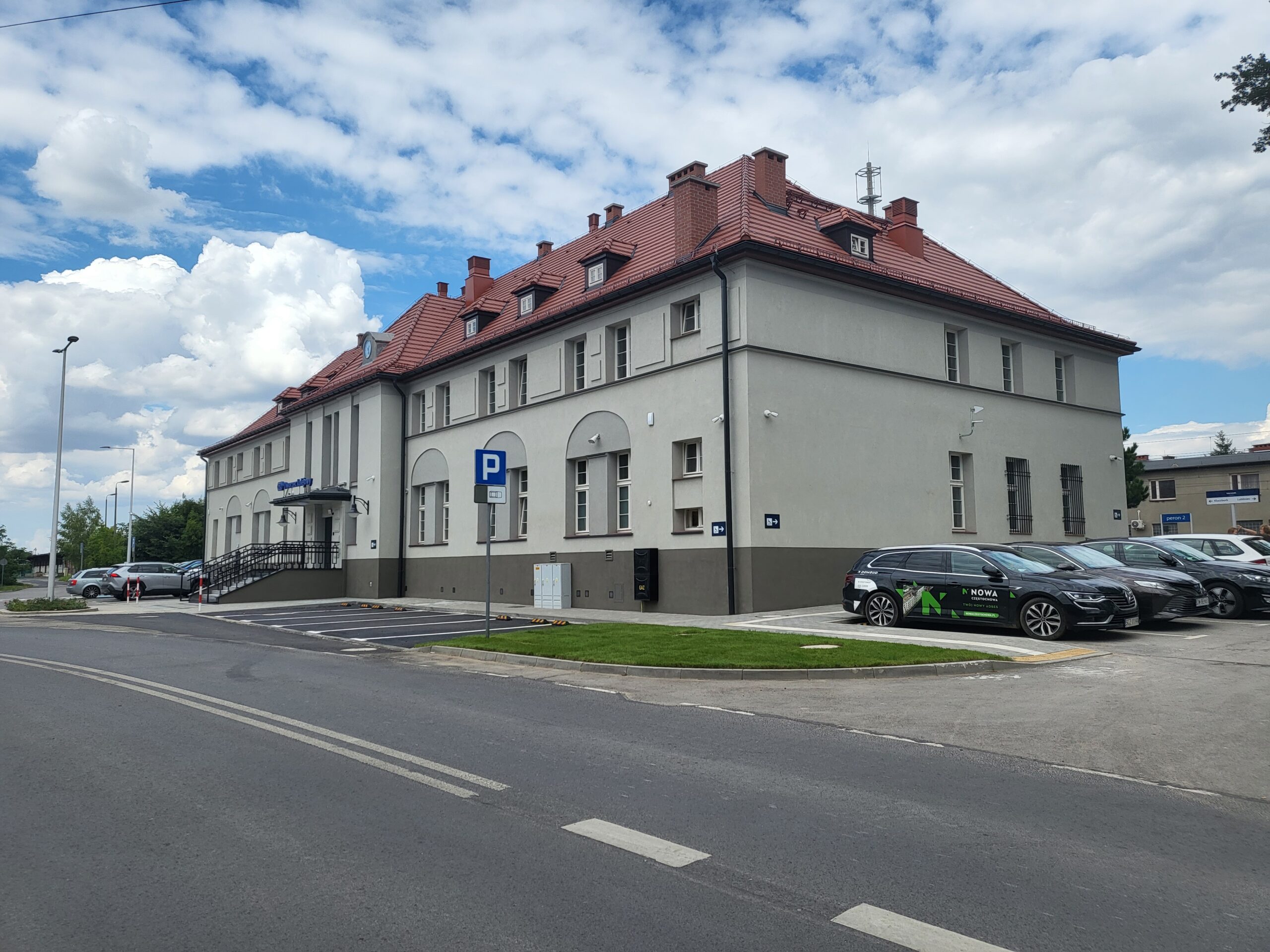 Dworzec w Oleśnie otwarty dla podróżnych (fot. PKP S.A.)