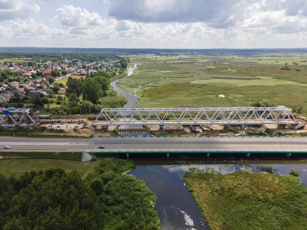 Uhowo, mosty nad Narwią (fot. Łukasz Brylowski / PKP PLK)