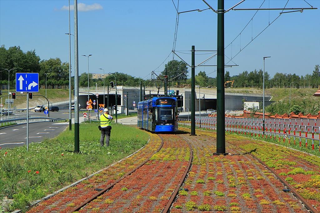 Tramwaj na Trasie Łagiewnickiej (fot. M. Wojtaszek / MPK Kraków)