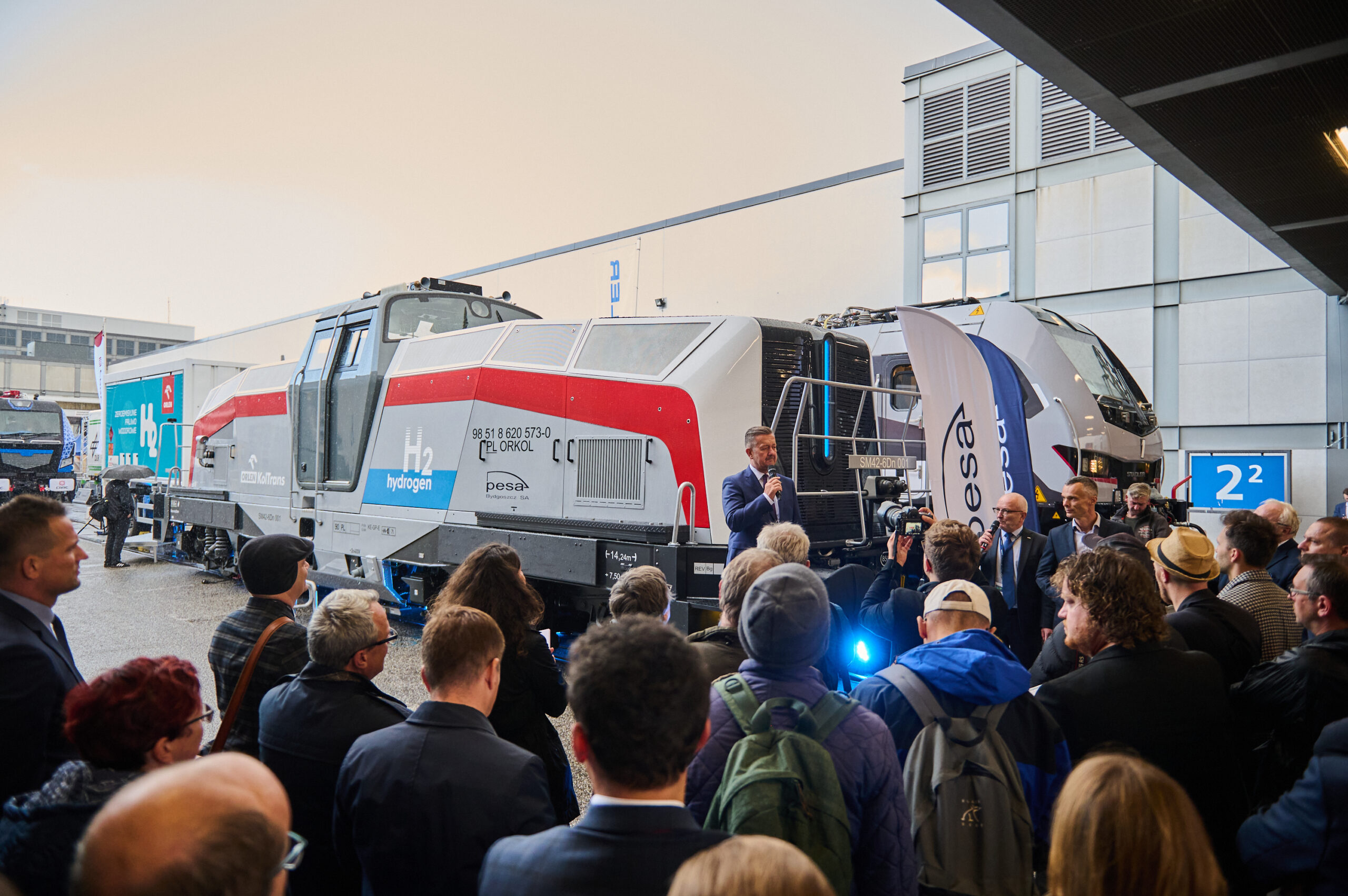 PESA Bydgoszcz i PKN Orlen z ofertą wodorową