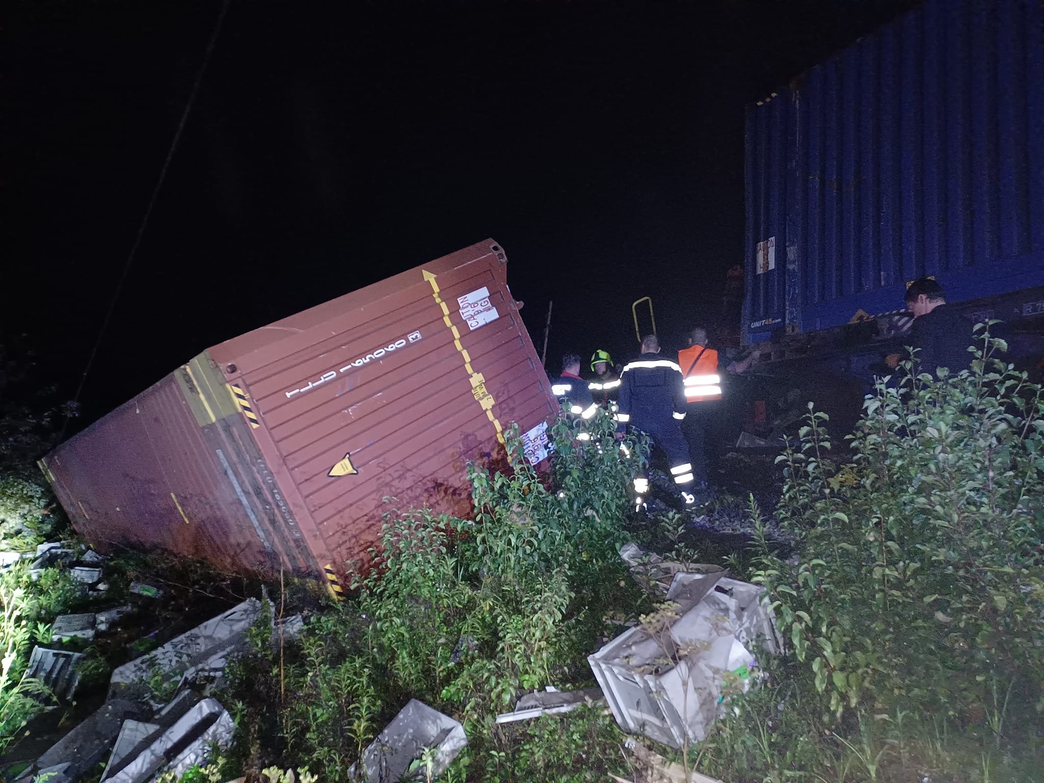 Katastrofa kolejowa w Chorwacji. Pociąg pasażerski wjechał w skład towarowy (fot. HGSS - Hrvatska Gorska Služba Spašavanja)