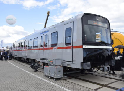 Siemens zaprezentował na targach InnoTrans wagon dla wiedeńskiego metra (fot. Michał Ciechowski / Raport Kolejowy)