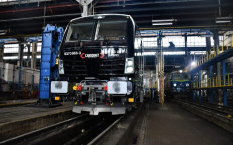 Nowa lokomotywa Vectron dla CARGOUNIT (fot. Adam Kupniewski)