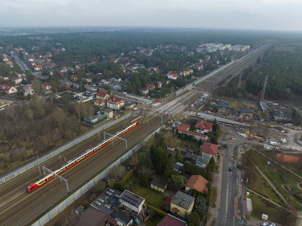 Budowa tunelu w Legionowie - widok z lotu ptaka (fot. Łukasz Bryłowski / PKP PLK)