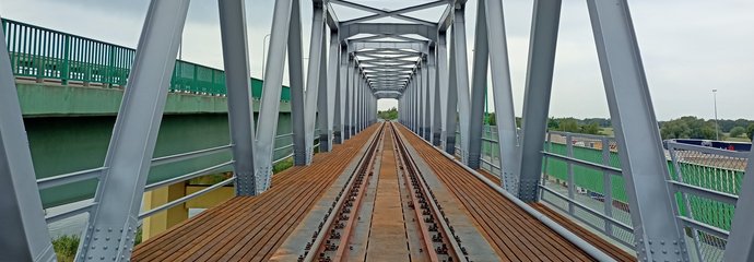 Pociągi z węglem przejadą do elektrociepłowni w Elblągu zmodernizowanym mostem.