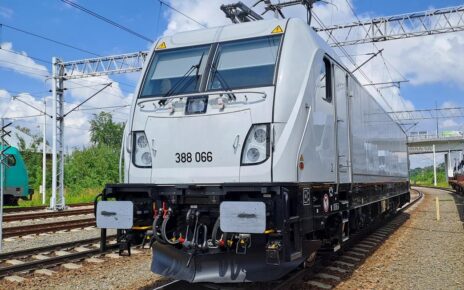 Lokomotywa Traxx trzeciej generacji zapewnia zwiększoną wydajność operacyjną i niezawodność oraz wyższą efektywność energetyczną (Fot. Alstom)