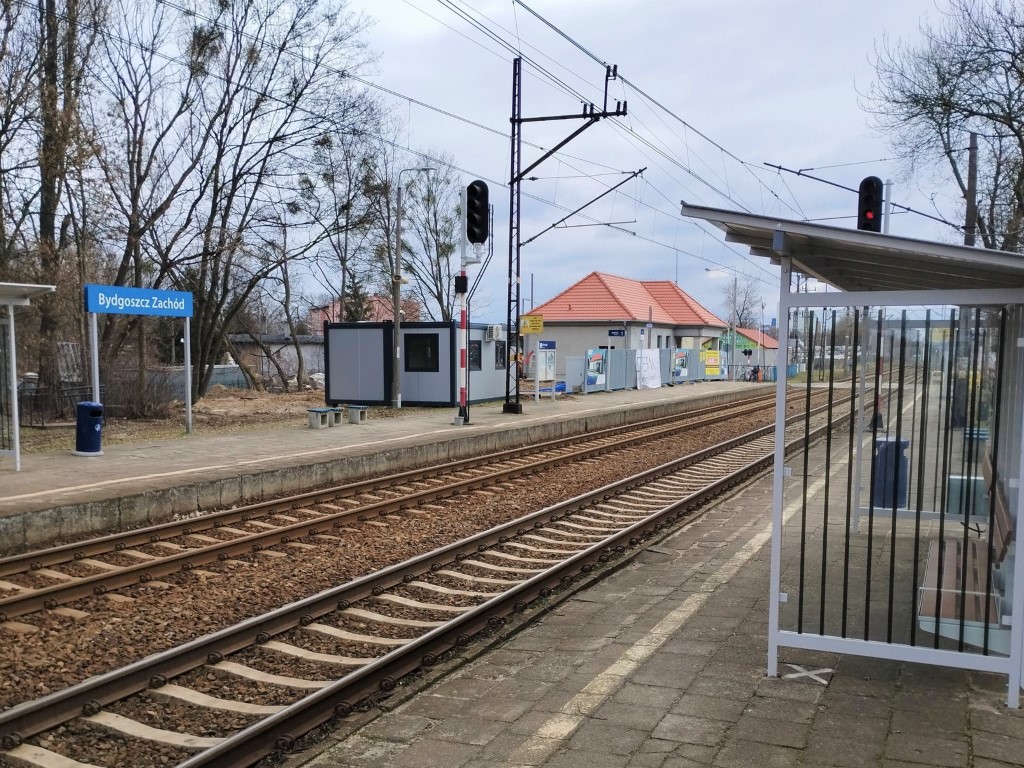 Perony na przystanku Bydgoszcz Zachód (fot. Przemysław Zieliński / PKP PLK)