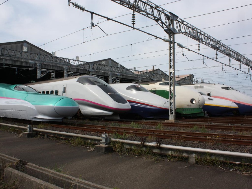 Z pociągów Shinkansen znikną słynne wózki z przekąskami (fot. Autorstwa DAMASA - Praca własna, CC BY-SA 3.0, https://commons.wikimedia.org/w/index.php?curid=8109654)