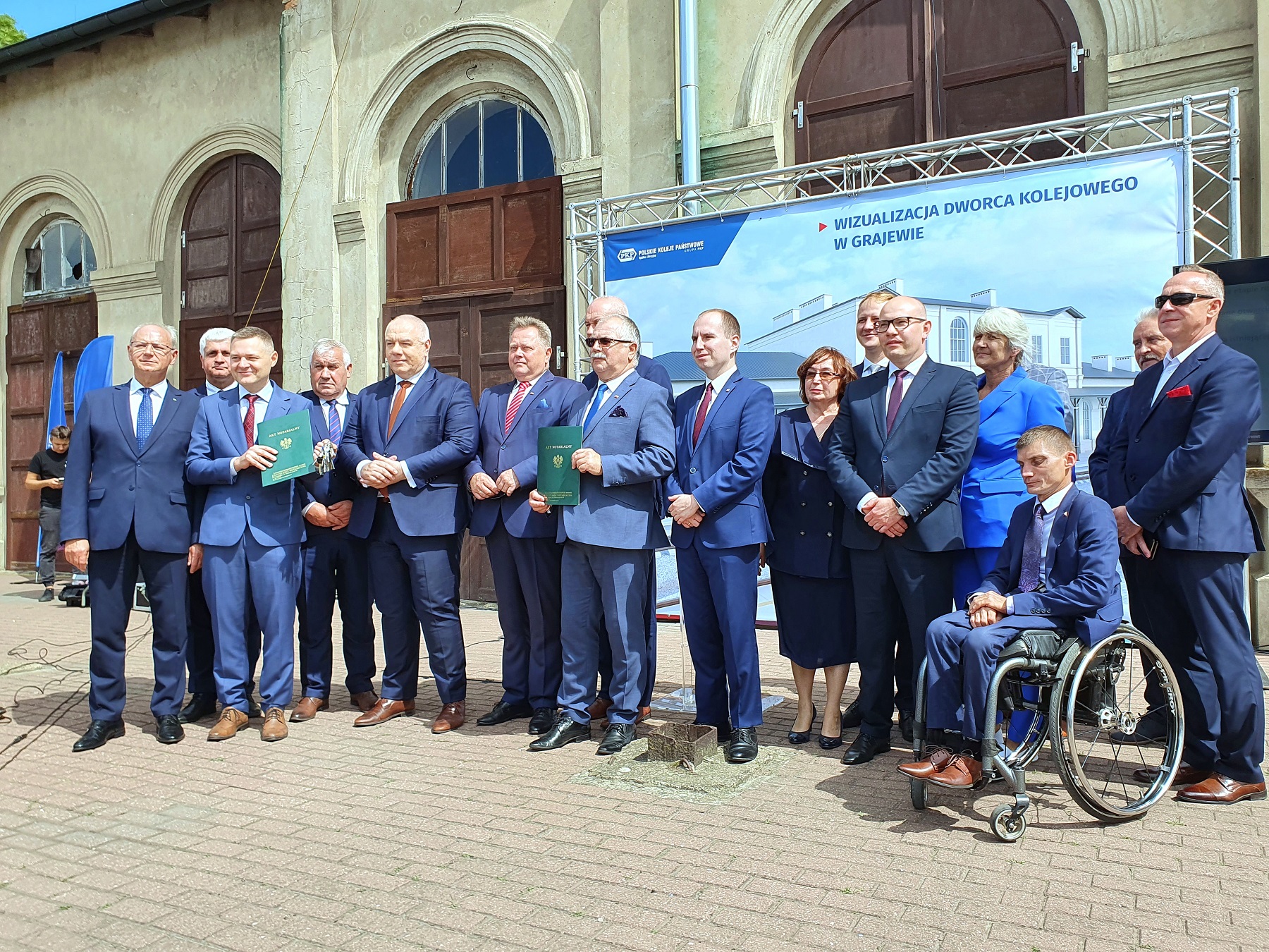 Program Inwestycji Dworcowych stanowi największy w historii Polski program przebudowy dworców kolejowych.