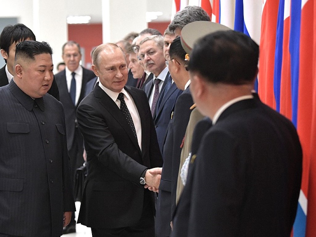 Spotkanie Kim Dzong Una i Władimira Putina. (fot. The Presidential Press and Information Office)