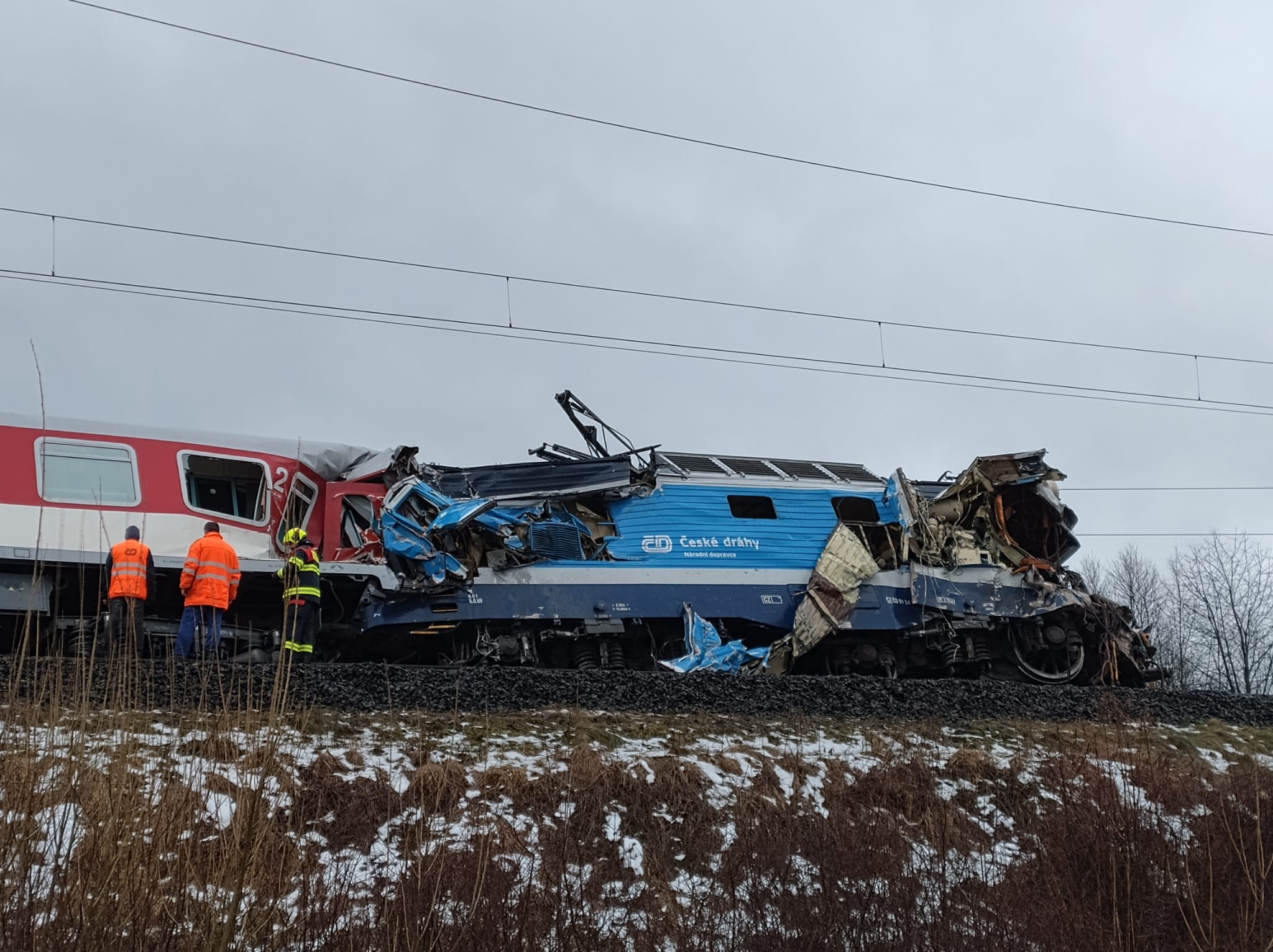 Czechy: tragedia na przejeździe kolejowym. Jedna osoba nie żyje [ZDJĘCIA]