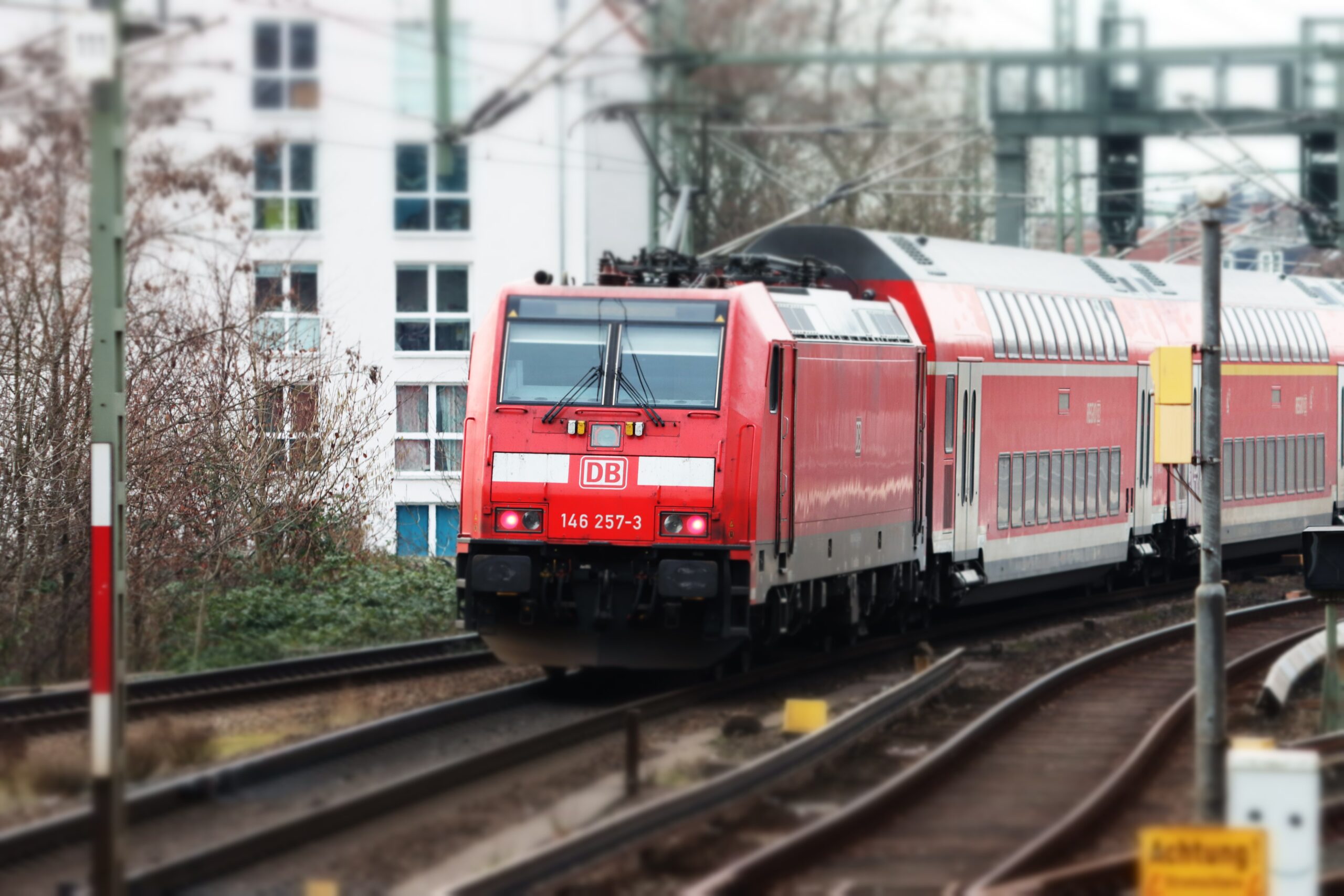 “Rozmowy z DB utknęły w martwym punkcie”. Niemieccy kolejarze nie wykluczają dalszych strajków