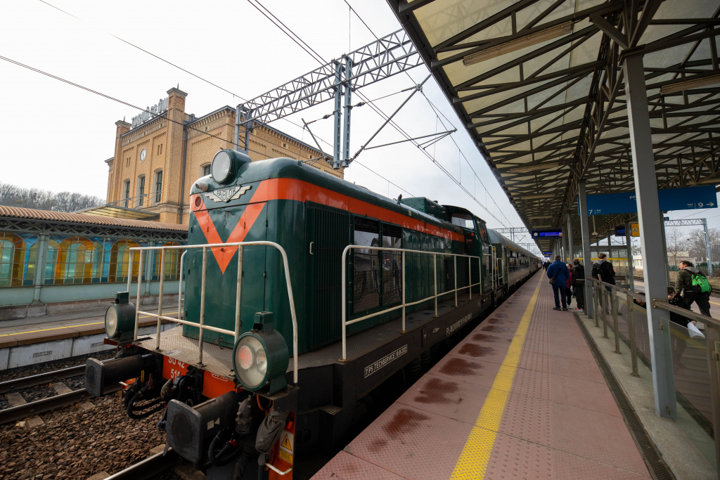 Zabytkowy pociąg wyruszył w sobotę po kujawsko-pomorskich torach (fot. Agnieszka Bielecka | torun.pl)