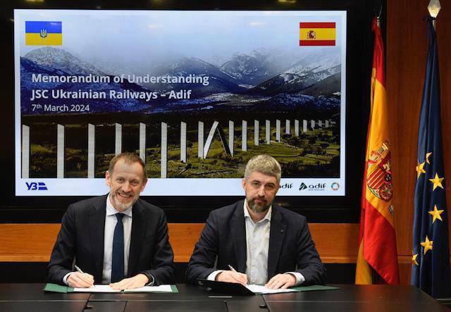 Ukrzaliznytsia oraz ADIF podpisali porozumienie o współpracy (Fot. UZ)