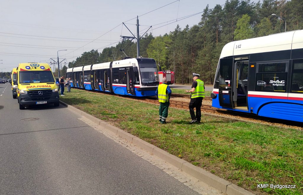 Zderzenie tramwajów w Bydgoszczy (fot. KMP Bydgoszcz)