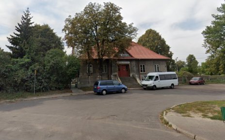 Stacja Kolejki Wąskotorowej w Rawie Mazowieckiej (fot. Google Maps)