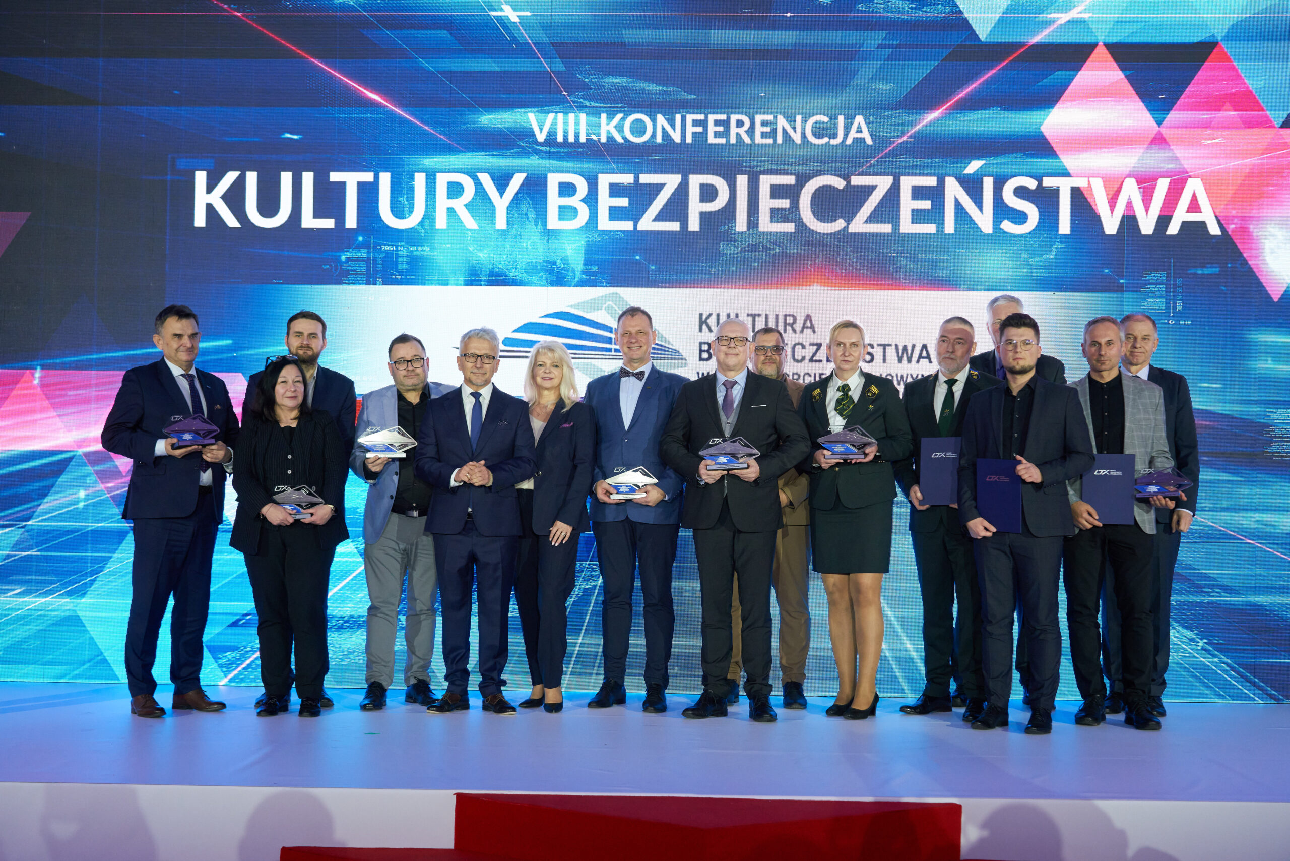 Kampania #dzieciztorow ze statuetkami “Kultury Bezpieczeństwa”