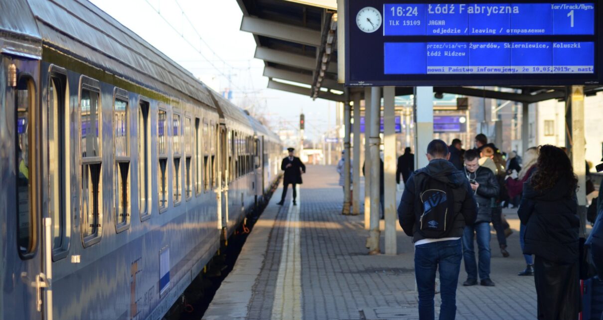 PKP Polskie Linie Kolejowe gotowe na świąteczno-noworoczny potok pasażerów (fot. Martyn Janduła)