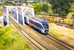 Regularne godziny kursowania i więcej połączeń do największych miast w kraju. PKP Intercity zaprezentowały rozkład jazdy 2026/2027