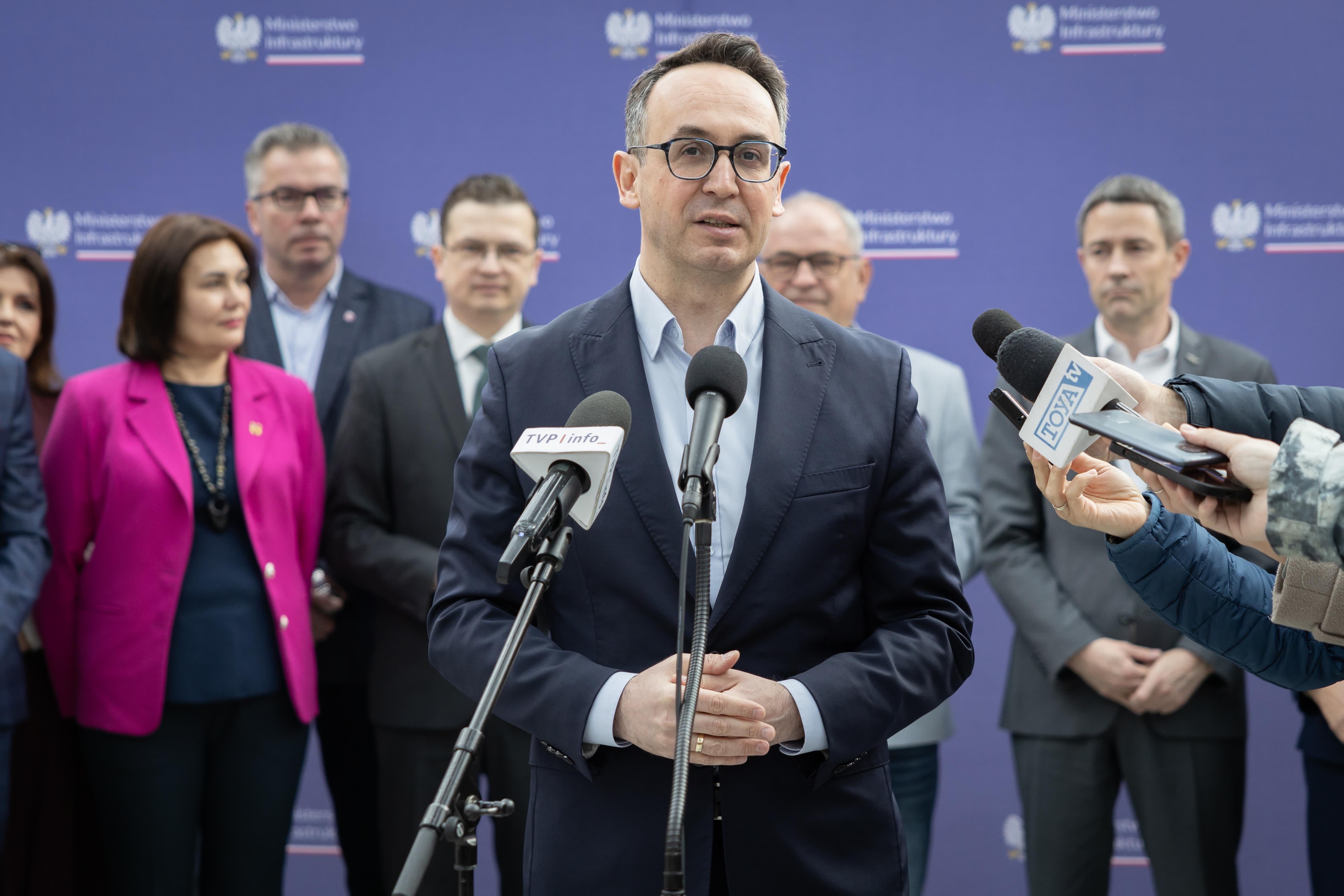 Kolej przyspiesza. Minister zapowiada wielkie zmiany