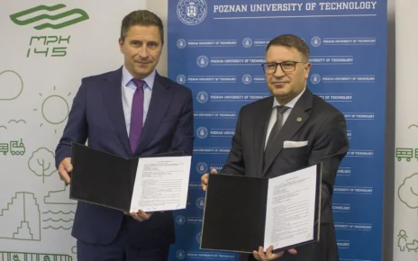 Krzysztof Dostatni, Prezes MPK Poznań oraz prof. Teofil Jesionowski, Rektor Politechniki Poznańskiej (fot. nadesłane)