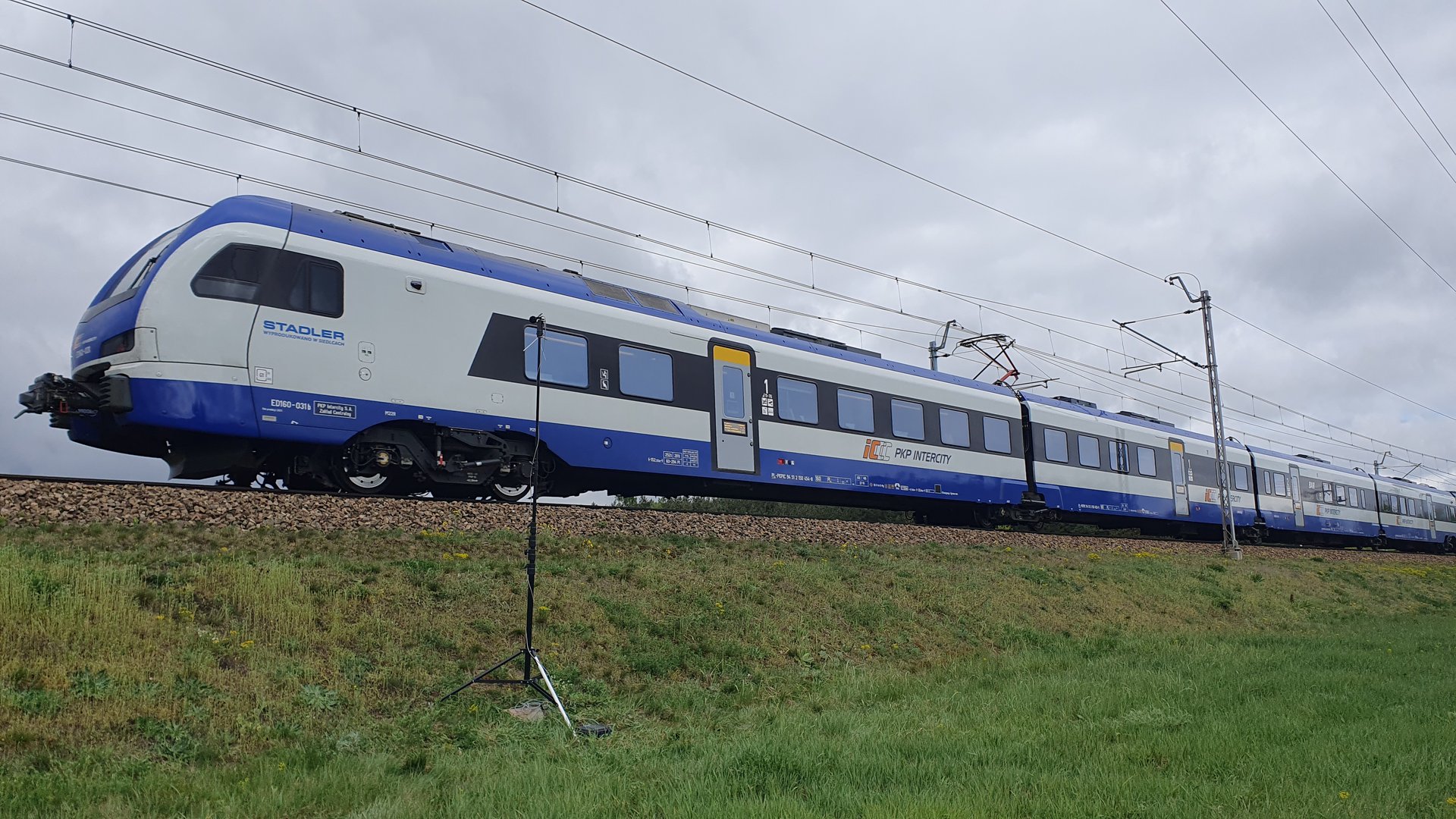 Czy będzie ciszej przy torach? Nowe projekty mogą tego dokonać (fot. PKP PLK)