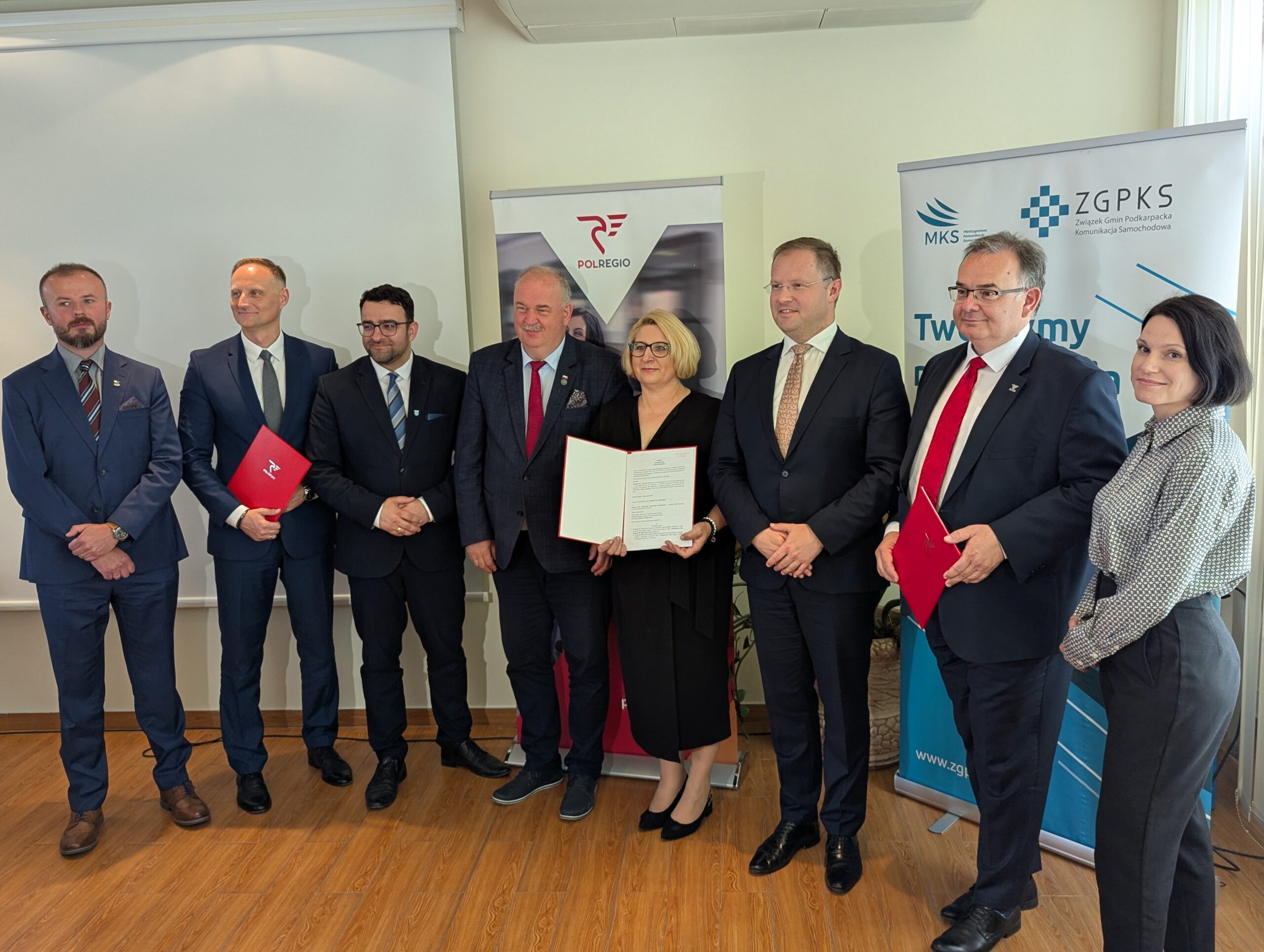 Wspólny bilet to efekt dobrze zaplanowanej współpracy operacyjnej i odpowiedzi na konkretną potrzebę – lepszego skomunikowania regionu – podkreśla Agata Motyka-Mamczura, Przewodnicząca Zarządu Związku Gmin „PKS”.(fot. POLREGIO)