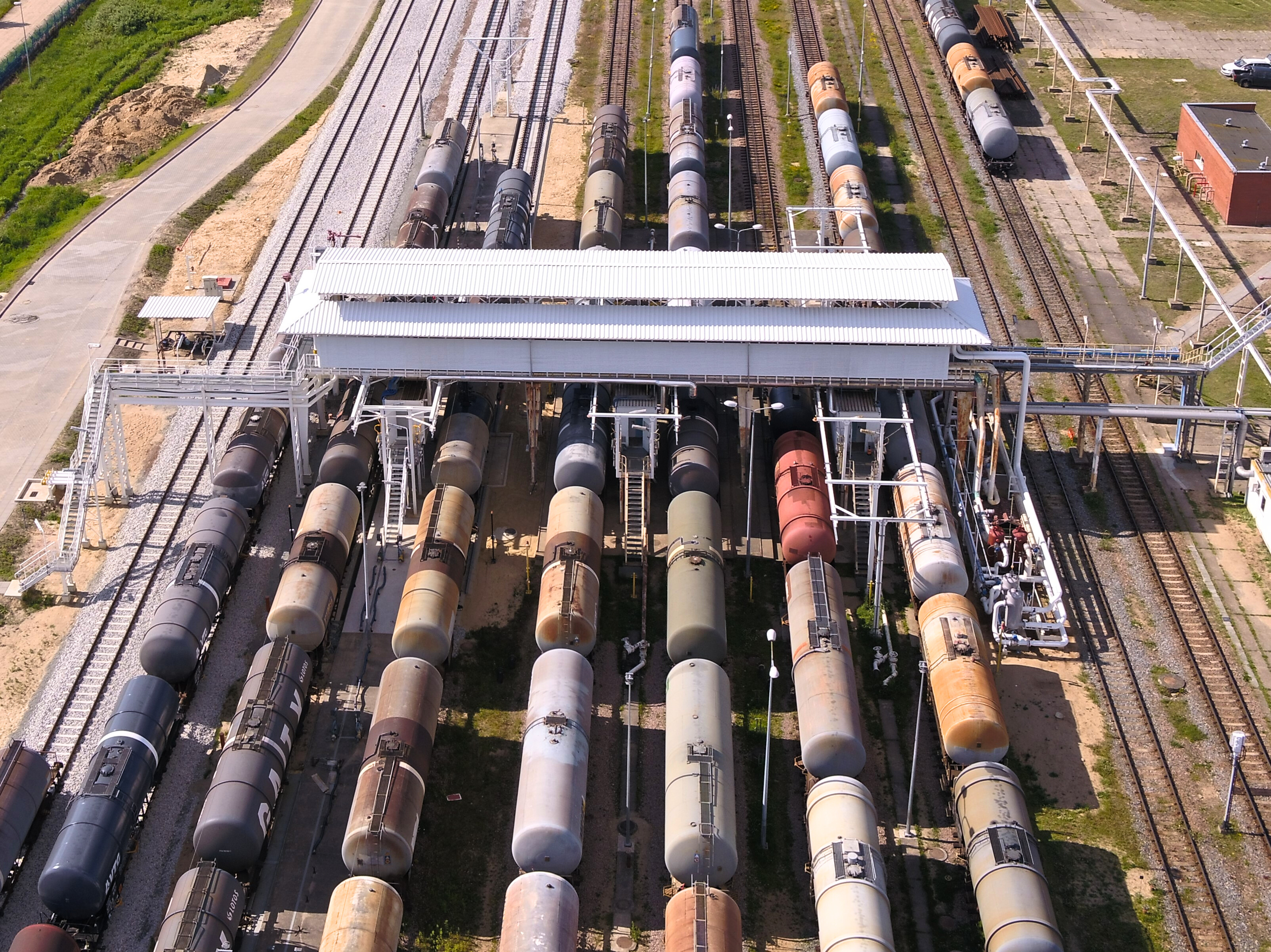 Nowe inwestycje PERN w Dębogórzu wzmacniają logistykę