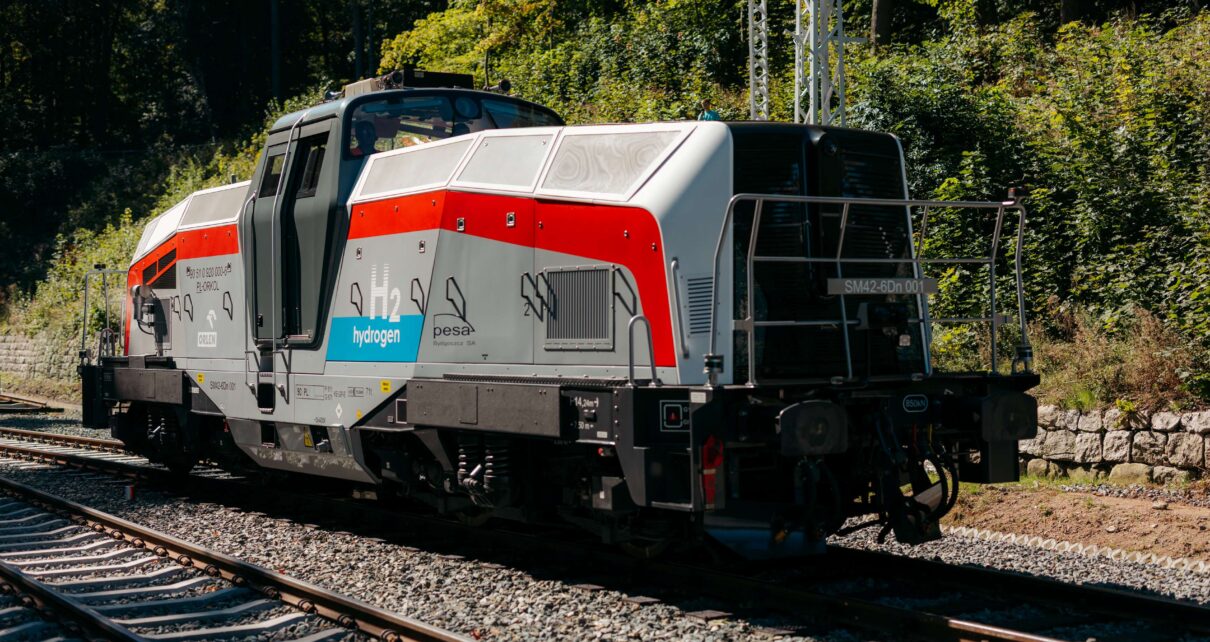 Producentem polskiej lokomotywy wodorowej jest PESA Bydgoszcz. Testowano ją już m.in. w Szwecji, a obecnie jest wykorzystywana przez Orlen Transport (fot. PESA Bydgoszcz)