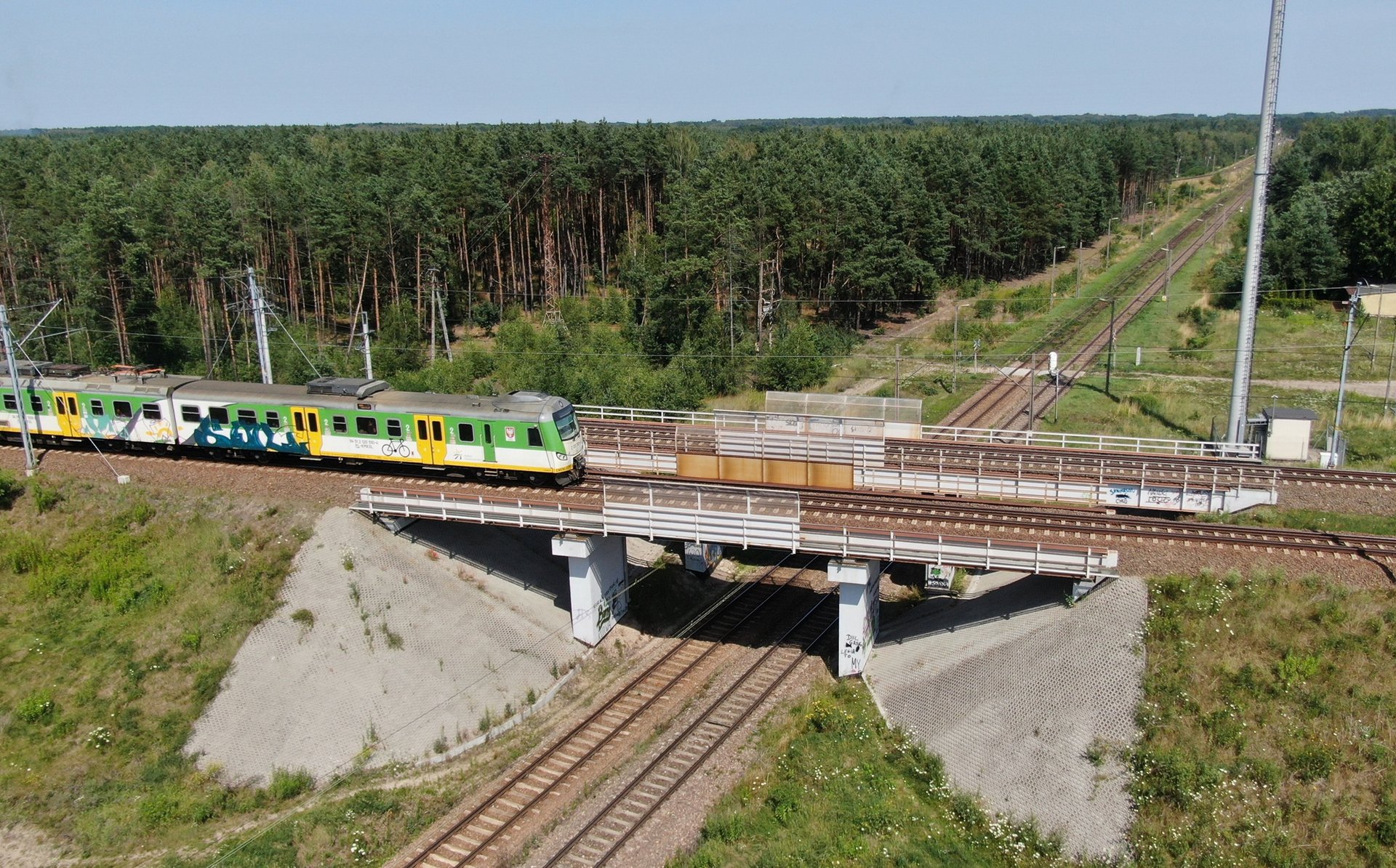 Dziewięciu wykonawców w przetargu na „eSeŁkę”