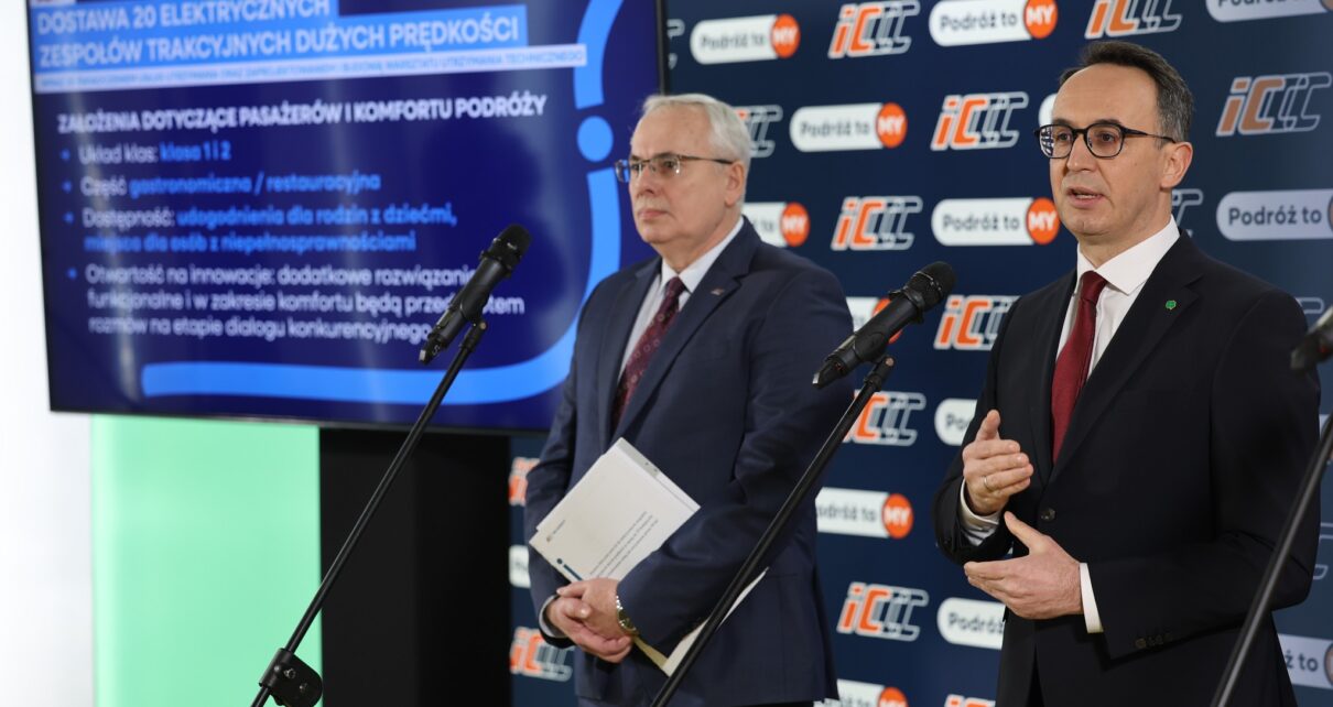 Informację o warunkach przetargu przekazano w trakcie konferencji prasowej. Udział w niej wziął m.in. Dariusz Klimczak, minister infrastruktury oraz Janusz Malinowski, prezes Zarządu PKP Intercity S.A. (fot. MI)