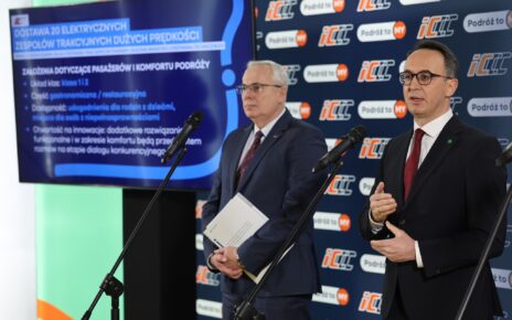 Informację o warunkach przetargu przekazano w trakcie konferencji prasowej. Udział w niej wziął m.in. Dariusz Klimczak, minister infrastruktury oraz Janusz Malinowski, prezes Zarządu PKP Intercity S.A. (fot. MI)