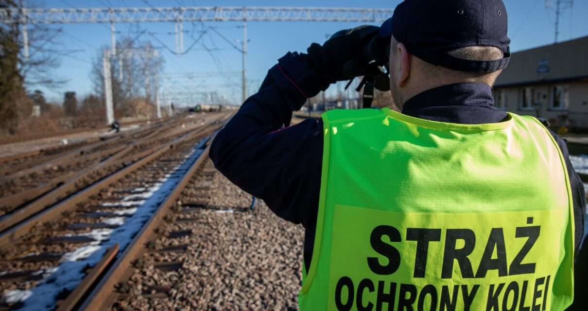 Gruzin przebywał na terenie Polski nielegalnie. Co robił przy nastawni PLK? Wyjaśnią to służby (fot. SOK)