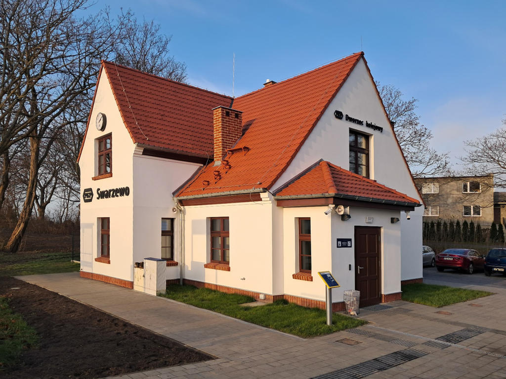 Dworzec w Swarzewie oddany pasażerom [ZDJĘCIA]