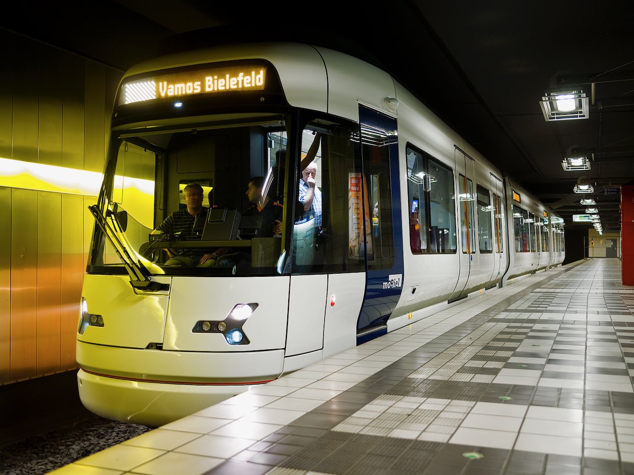 PESA i HeiterBlick łączą siły, bydgoska spółka obejmie 100% udziałów niemieckiego producenta tramwajów.