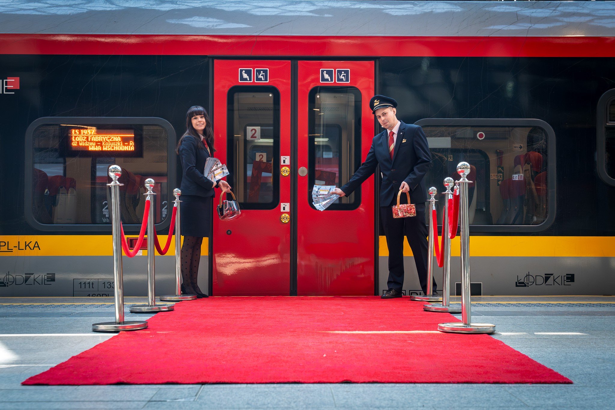 Miliony pasażerów stoją za sukcesem połączeń ŁKA między Łodzią a Warszawą