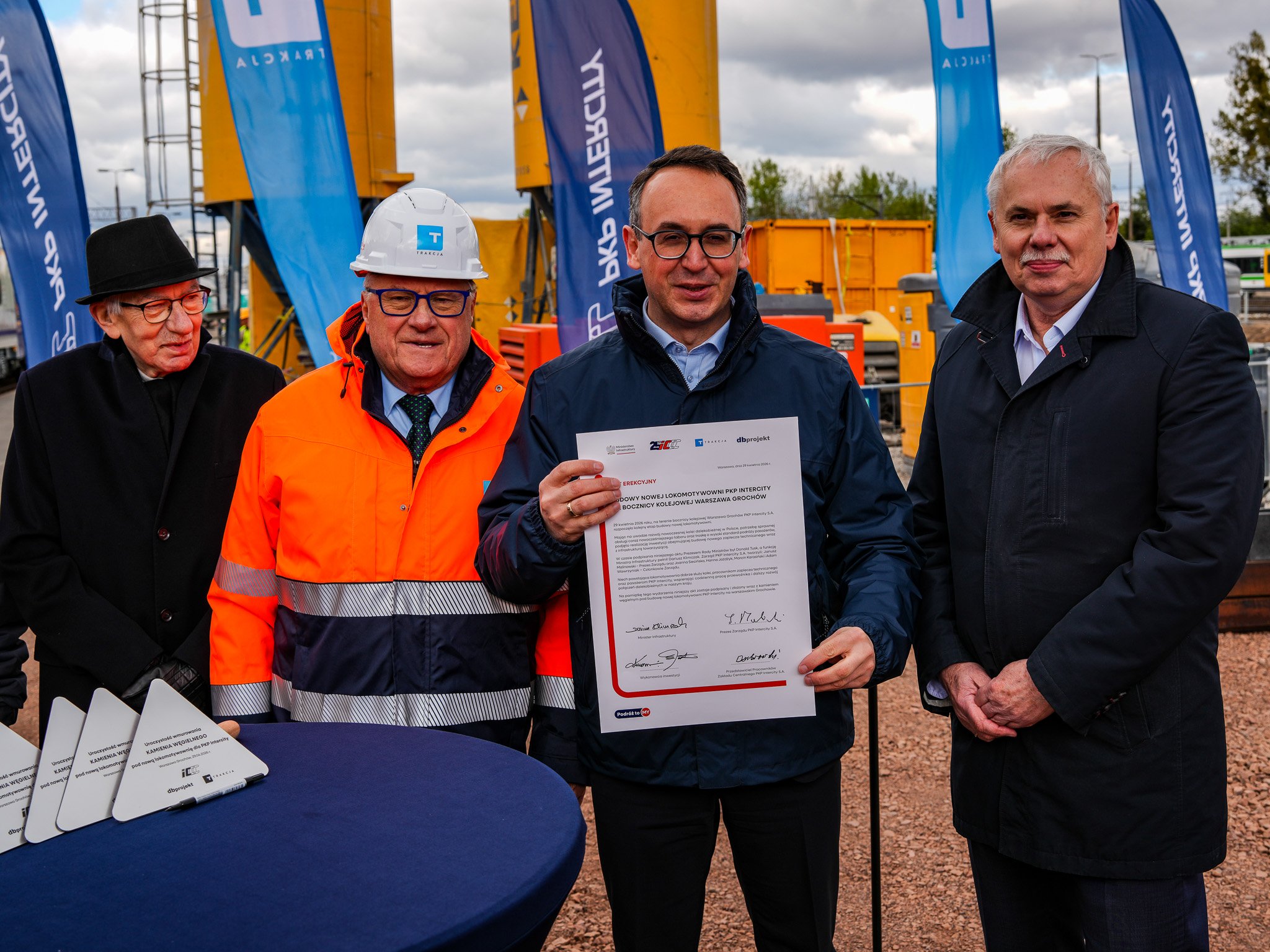 PKP Intercity rozbudowuje bazę na Grochowie. Prace nabierają tempa!