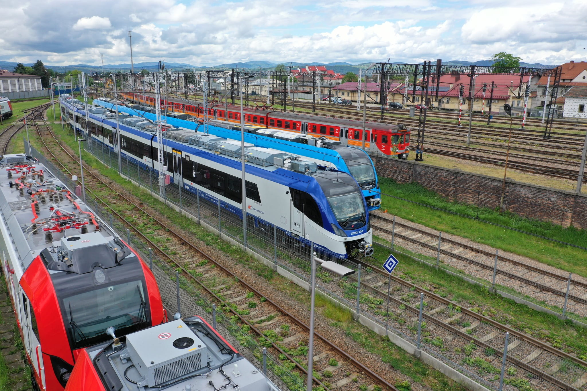 Pierwszy hybrydowy Impuls 3 dla PKP Intercity