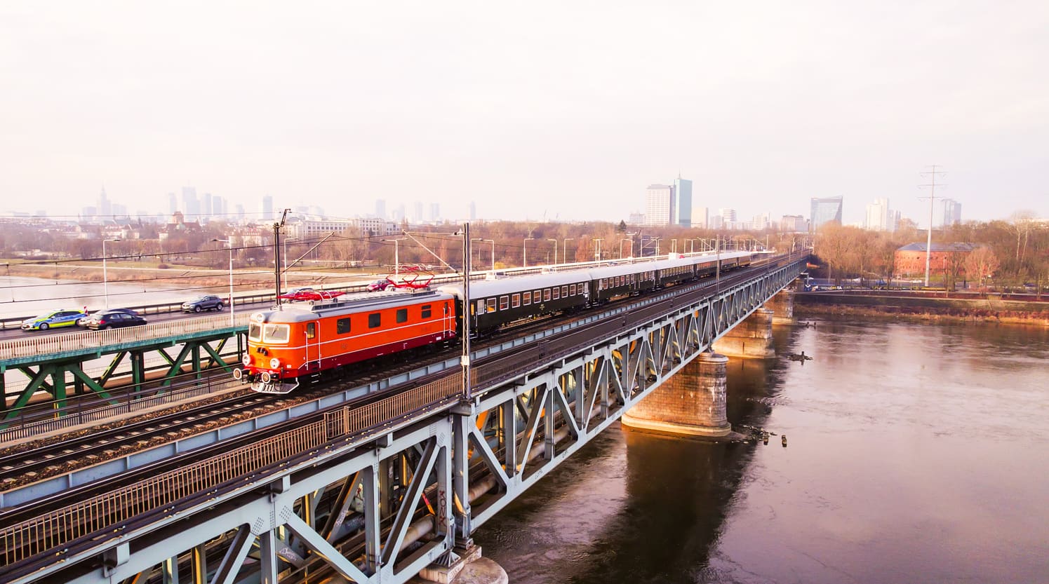 IC Nieśpieszny – podróż koleją w rytmie nostalgii