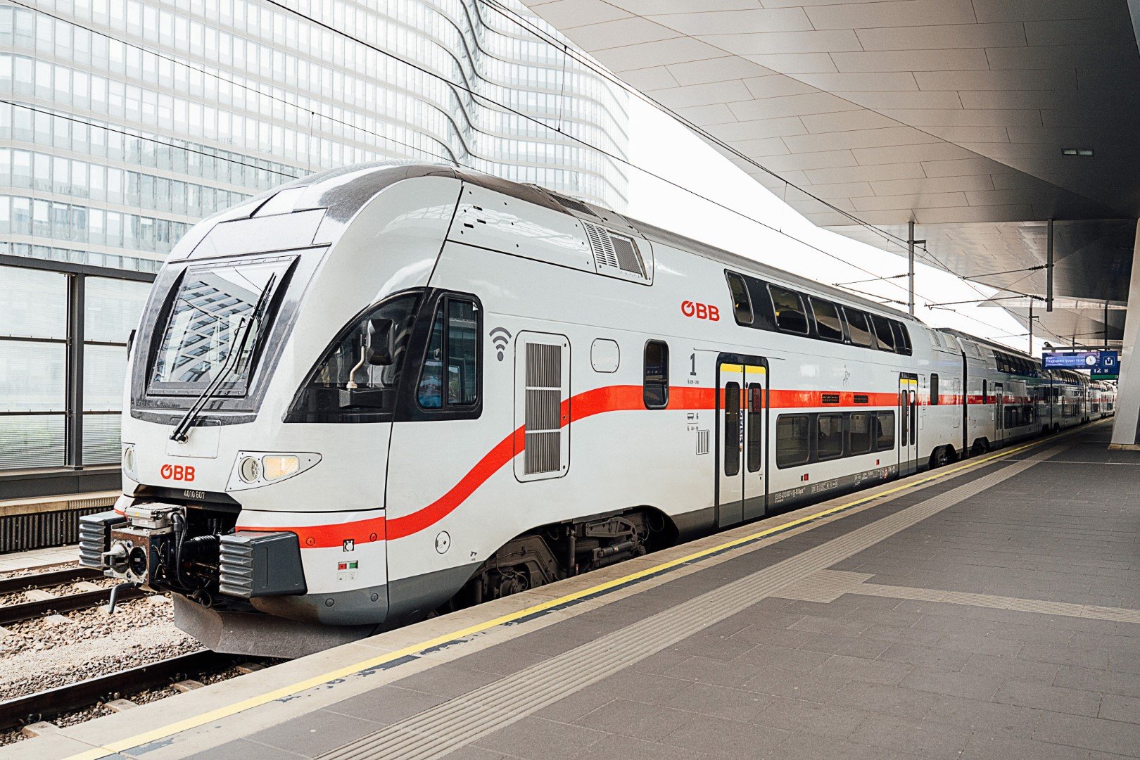 KISS-y w barwach ÖBB na kolejnej trasie